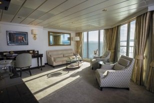 Mariner Suite on Seven Seas Mariner