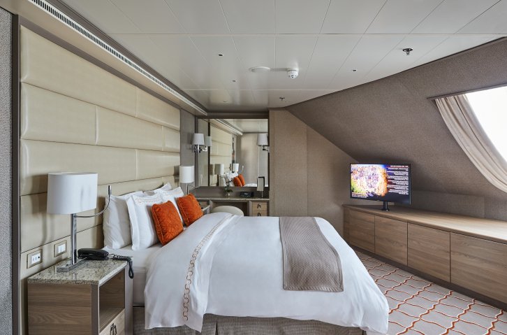 Royal Suite on Silver Shadow