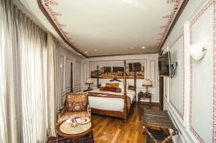 Heritage Suite on Ganges Voyager II
