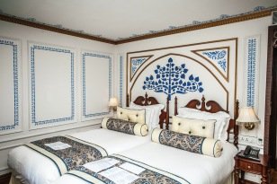 Signature Suite on Ganges Voyager II