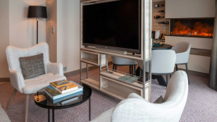 Expedition Suite | XL Suite on MS Roald Amundsen
