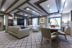 Owner's Suite on Silver Dawn