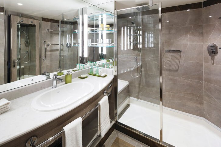Classic Veranda Suite on Silver Dawn