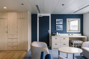 DS | Darwin Suite on Santa Cruz II