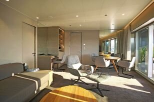 Owner's Suite on Emerald Sakara