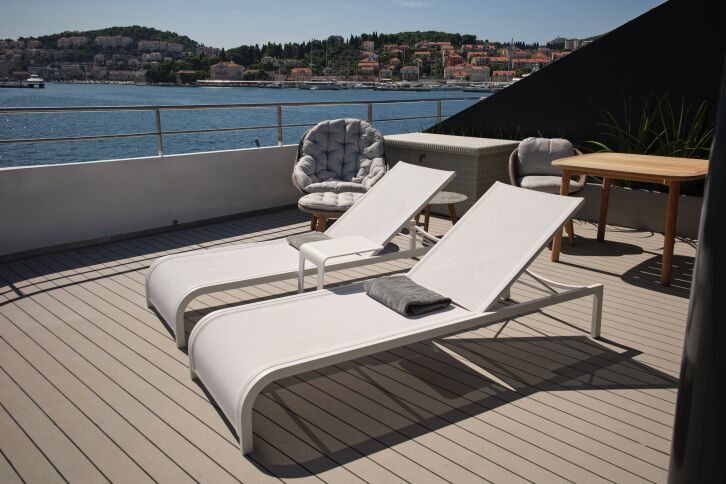 Yacht Suite on Emerald Sakara