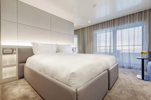 Balcony Suite on Emerald Sakara