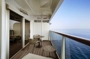 Grand Penthouse on Explora I
