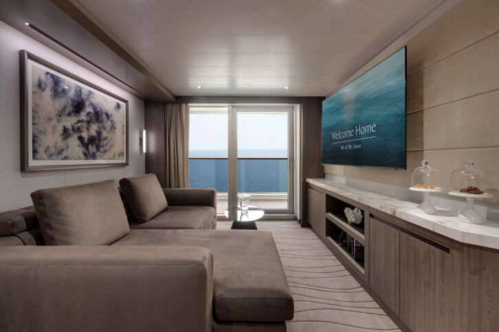 Cove Residence cabin on Explora II