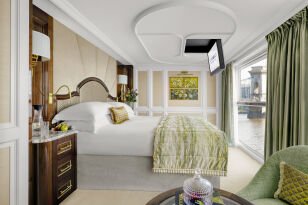 Suite on S.S. Emilie