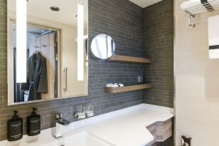 Expedition Suite | Corner suite on MS Fridtjof Nansen